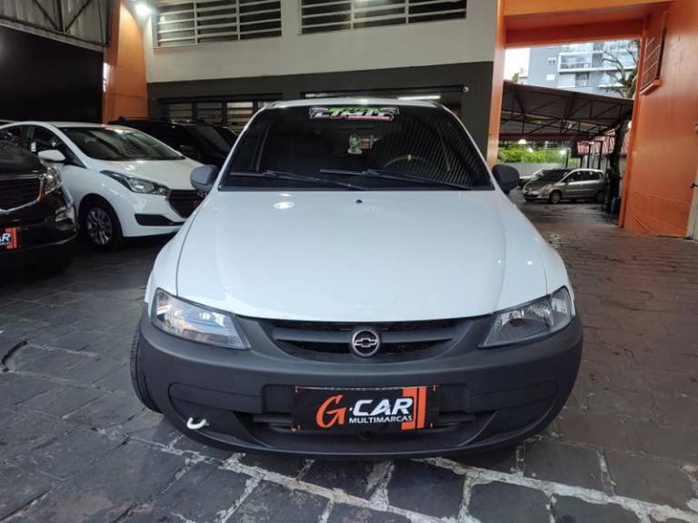 CHEVROLET - CELTA - 2002/2002 - Branca - R$ 27.900,00