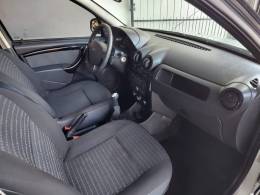 RENAULT - SANDERO - 2012/2012 - Prata - R$ 31.500,00