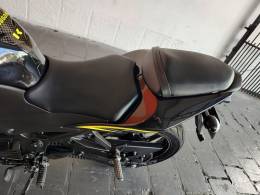 KAWASAKI - NINJA 250R - 2012/2012 - Preta - R$ 16.000,00