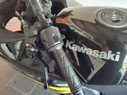 KAWASAKI - NINJA 250R - 2012/2012 - Preta - R$ 16.000,00
