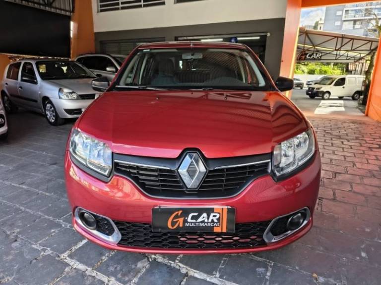 RENAULT - SANDERO - 2015/2015 - Vermelha - R$ 34.900,00
