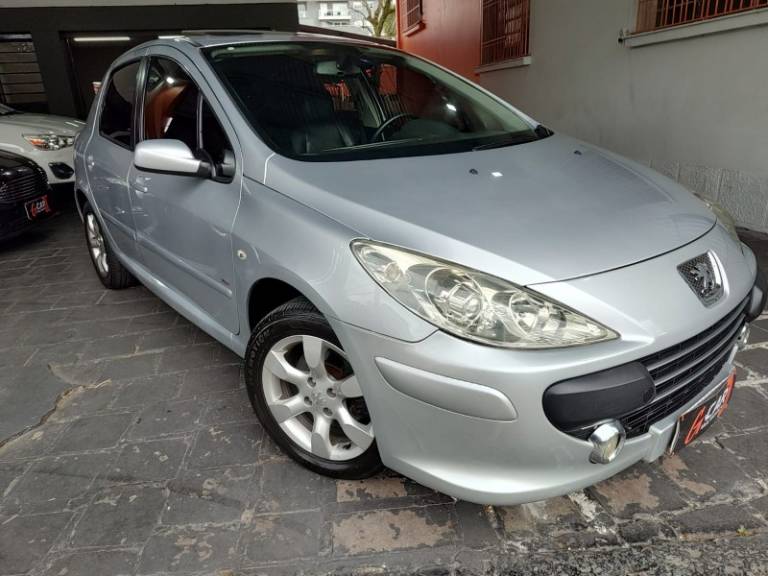 PEUGEOT - 307 - 2011/2011 - Prata - R$ 27.900,00