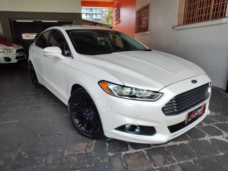 FORD - FUSION - 2013/2013 - Branca - R$ 79.900,00