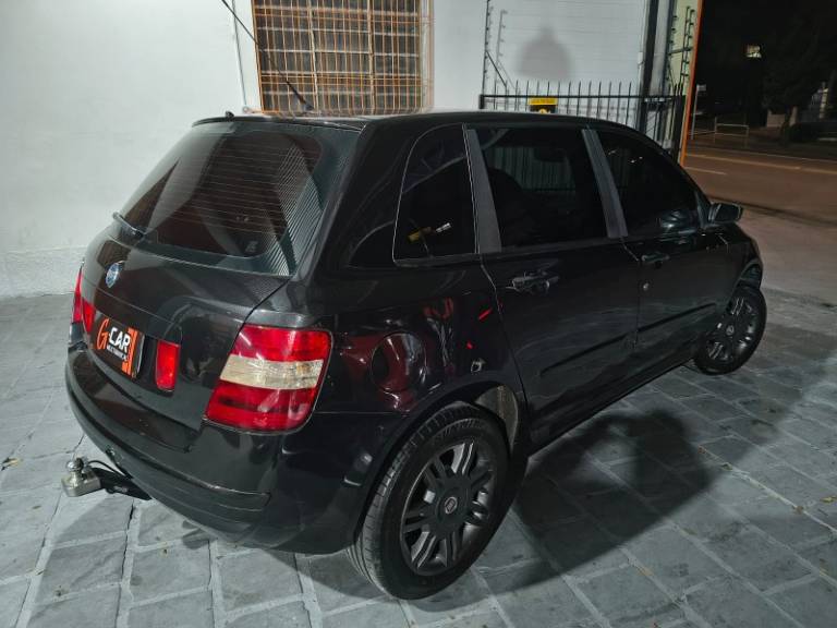FIAT - STILO - 2008/2008 - Preta - R$ 26.900,00