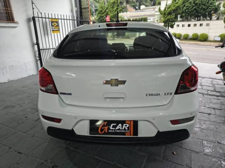 CHEVROLET - CRUZE - 2014/2014 - Branca - R$ 65.900,00