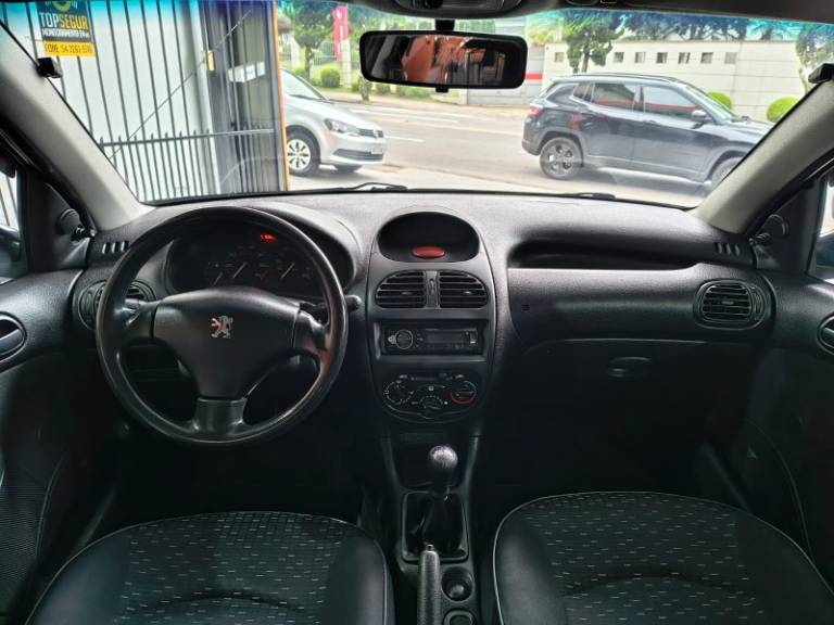 PEUGEOT - 206 - 2008/2008 - Preta - R$ 17.900,00