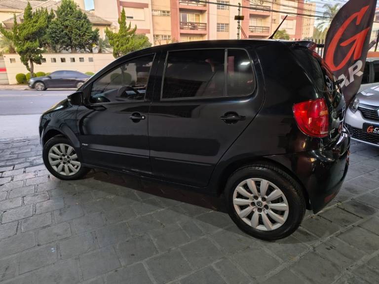 VOLKSWAGEN - FOX - 2012/2012 - Preta - R$ 34.890,00