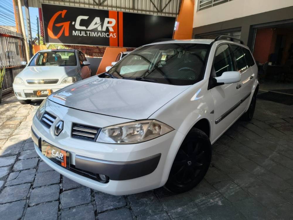 RENAULT - MÉGANE - 2011/2011 - Branca - R$ 29.900,00