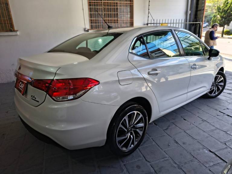 CITROËN - C4 LOUNGE - 2015/2015 - Branca - R$ 51.890,00