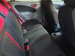 FIAT - PALIO - 2013/2013 - Branca - R$ 37.900,00