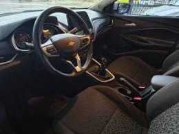 CHEVROLET - ONIX - 2022/2022 - Branca - R$ 77.500,00