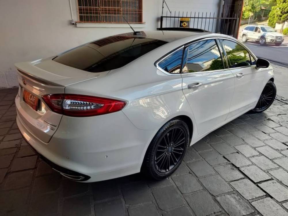 FORD - FUSION - 2013/2013 - Branca - R$ 79.900,00