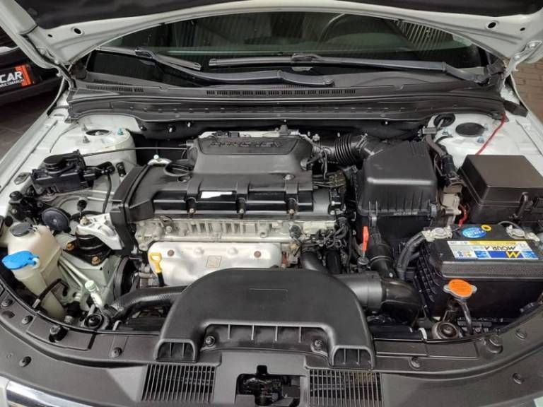 HYUNDAI - I30 - 2011/2011 - Prata - R$ 42.900,00