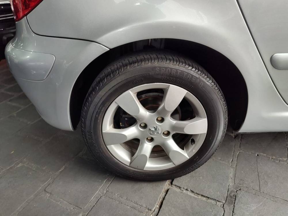 PEUGEOT - 307 - 2011/2011 - Prata - R$ 27.900,00