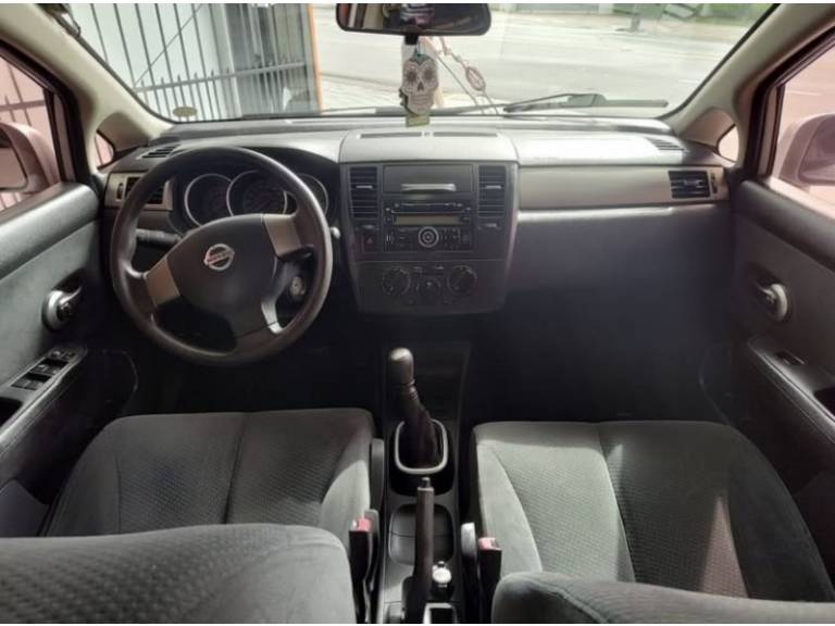 NISSAN - TIIDA - 2010/2010 - Prata - R$ 27.500,00