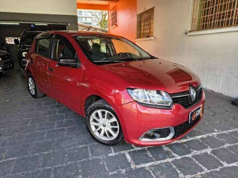 RENAULT - SANDERO - 2015/2015 - Vermelha - R$ 34.900,00