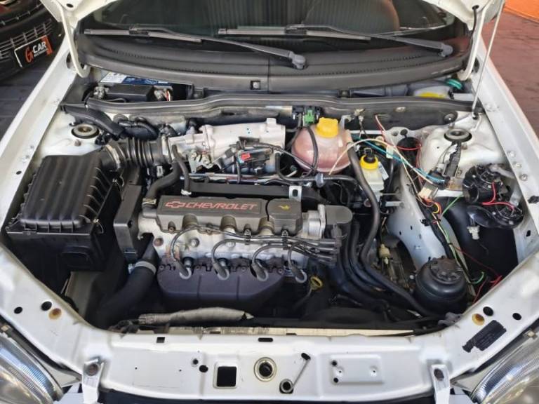 CHEVROLET - CORSA - 2005/2005 - Branca - R$ 19.900,00