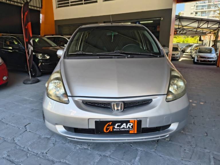 HONDA - FIT - 2004/2005 - Prata - R$ 26.900,00