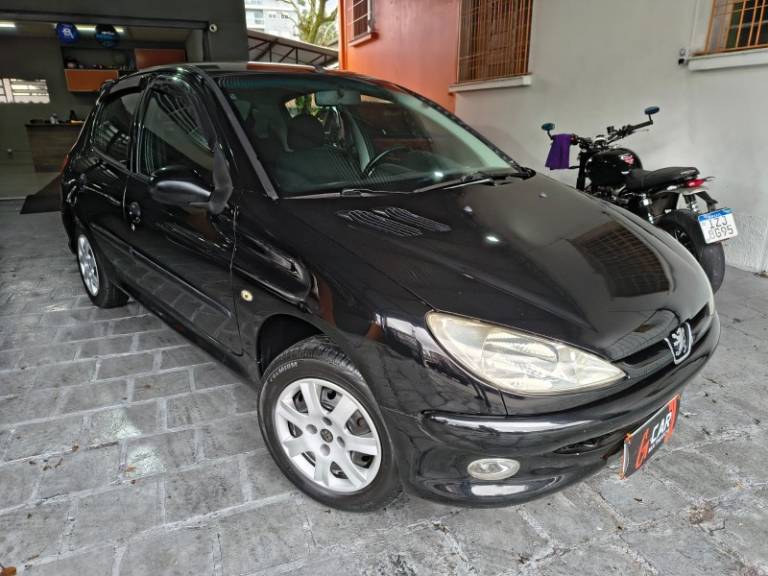 PEUGEOT - 206 - 2008/2008 - Preta - R$ 17.900,00