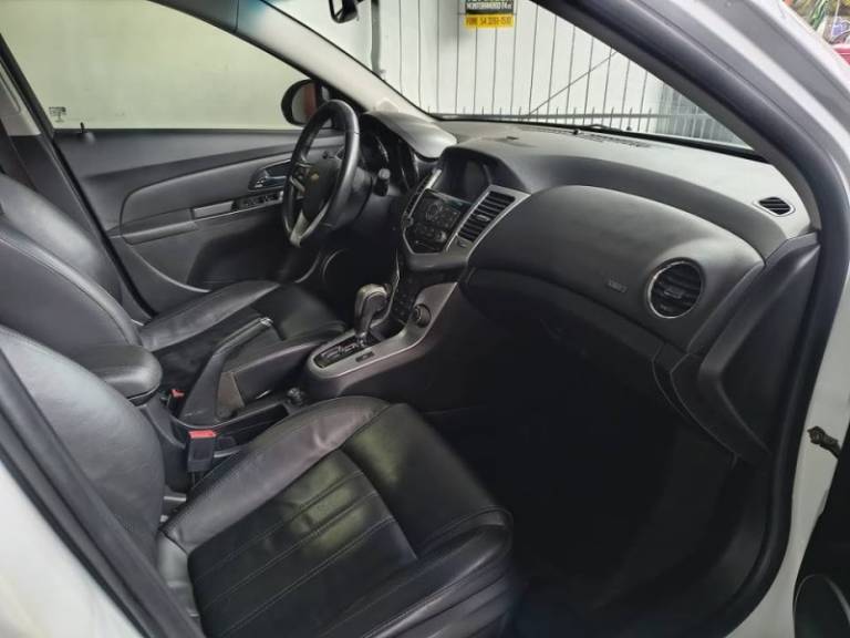 CHEVROLET - CRUZE - 2014/2014 - Branca - R$ 65.900,00