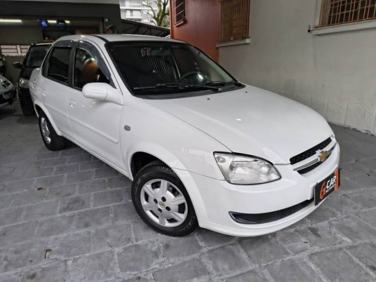 CHEVROLET - CLASSIC - 2013/2013 - Branca - R$ 28.900,00