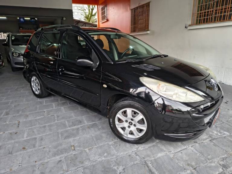 PEUGEOT - 207 - 2012/2012 - Preta - R$ 24.900,00