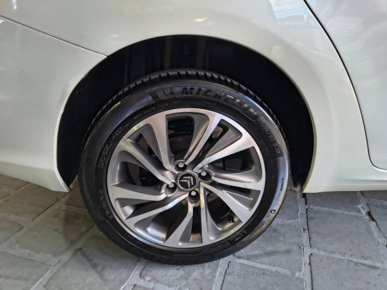 CITROËN - C4 LOUNGE - 2015/2015 - Branca - R$ 51.890,00