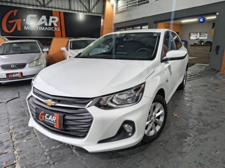 CHEVROLET - ONIX - 2022/2022 - Branca - R$ 77.500,00