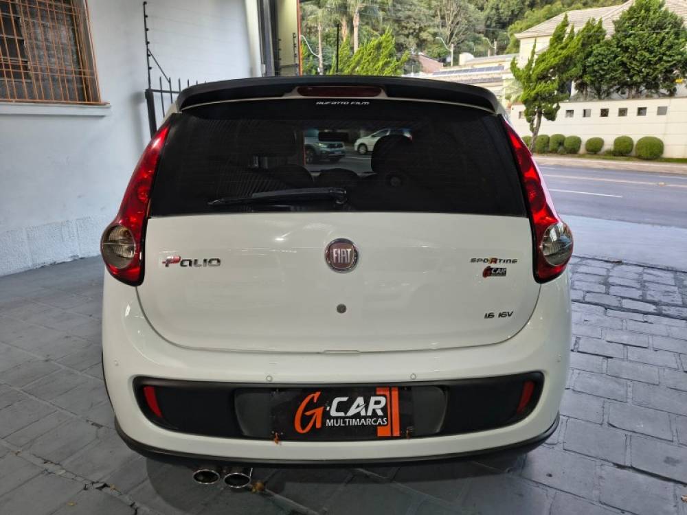 FIAT - PALIO - 2013/2013 - Branca - R$ 37.900,00