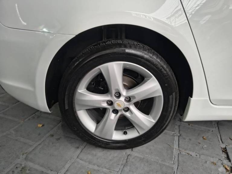 CHEVROLET - CRUZE - 2014/2014 - Branca - R$ 65.900,00