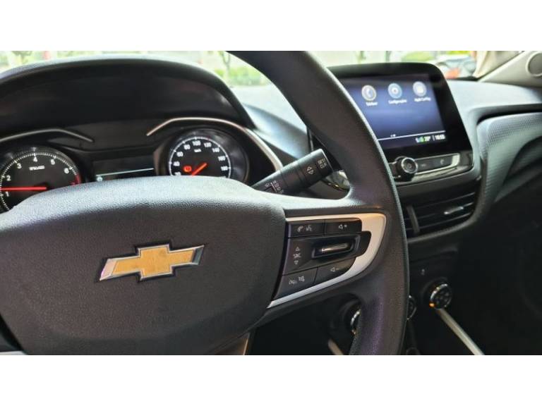 CHEVROLET - ONIX - 2021/2021 - Vermelha - R$ 59.900,00