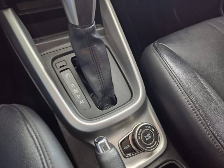 SUZUKI - VITARA - 2017/2018 - Prata - R$ 84.900,00