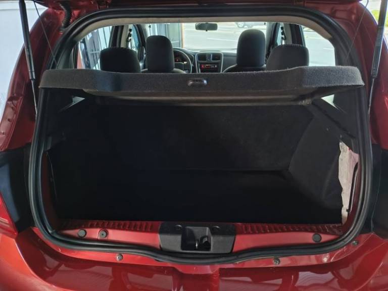 RENAULT - SANDERO - 2015/2015 - Vermelha - R$ 34.900,00