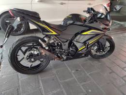KAWASAKI - NINJA 250R - 2012/2012 - Preta - R$ 16.000,00