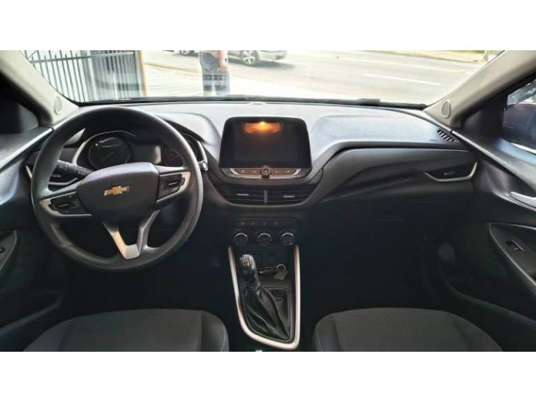 CHEVROLET - ONIX - 2021/2021 - Vermelha - R$ 59.900,00