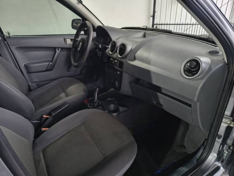 VOLKSWAGEN - GOL - 2008/2008 - Cinza - R$ 19.900,00