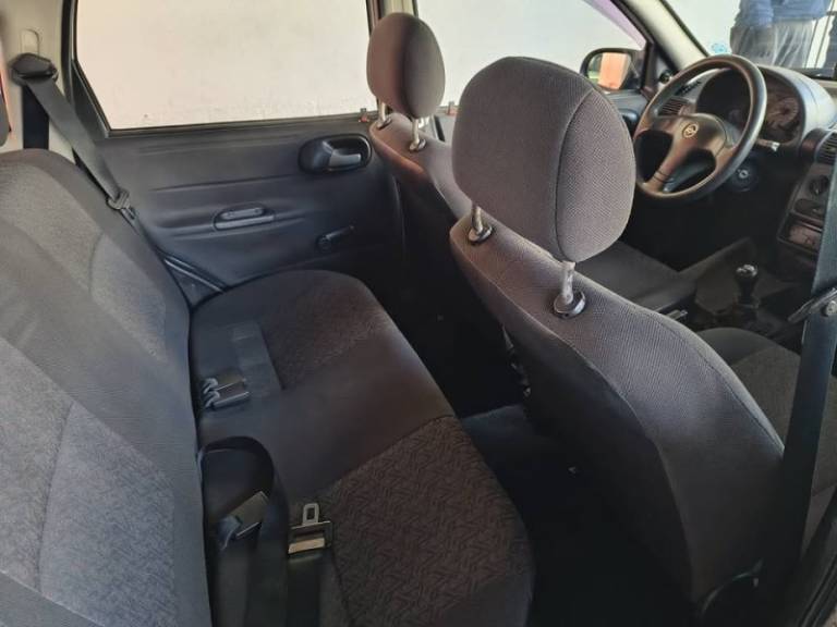 CHEVROLET - CORSA - 2005/2005 - Branca - R$ 19.900,00