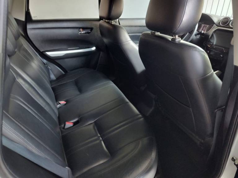 SUZUKI - VITARA - 2017/2018 - Prata - R$ 84.900,00