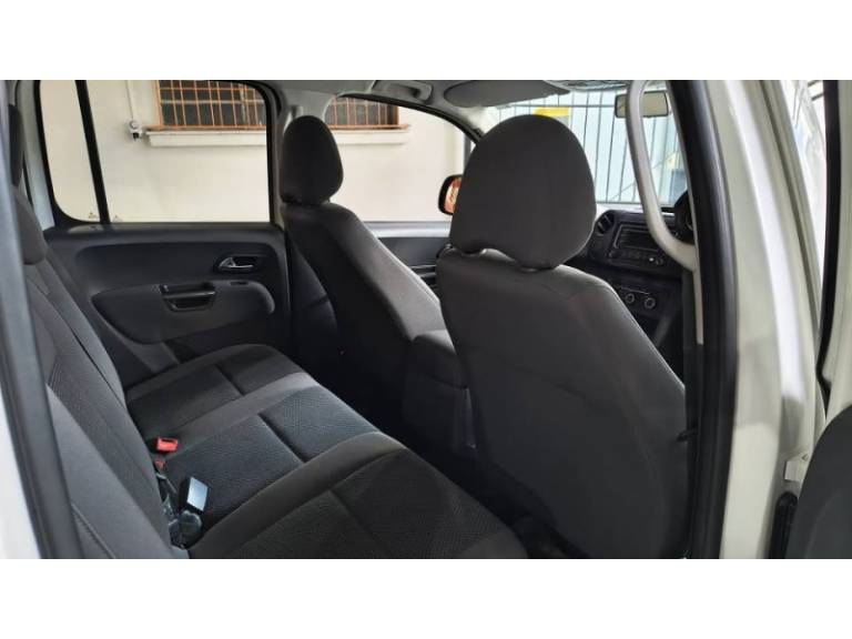 VOLKSWAGEN - AMAROK - 2014/2014 - Branca - R$ 99.800,00