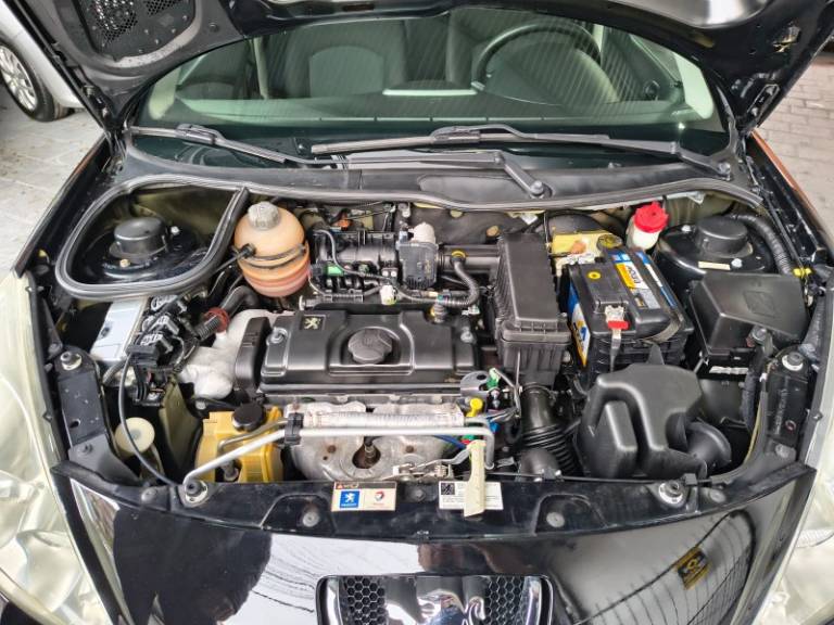 PEUGEOT - 207 - 2012/2012 - Preta - R$ 24.900,00