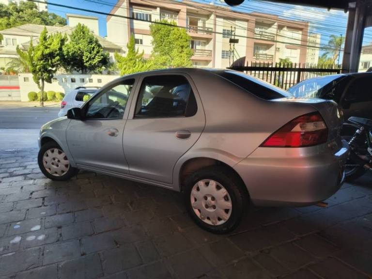 CHEVROLET - PRISMA - 2011/2011 - Prata - R$ 27.900,00