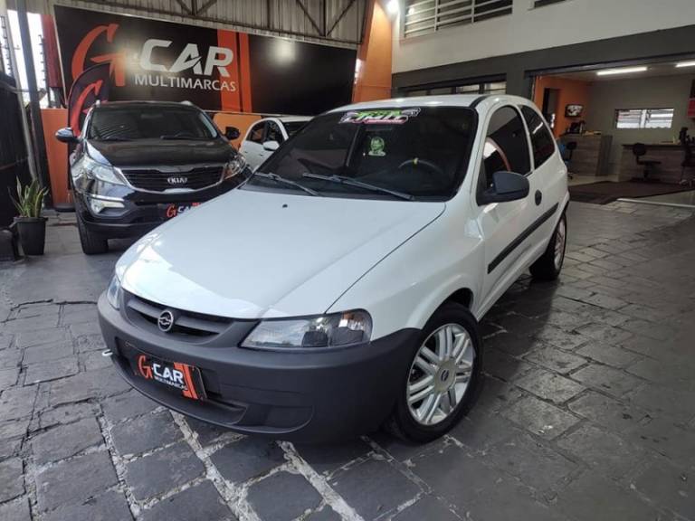 CHEVROLET - CELTA - 2002/2002 - Branca - R$ 27.900,00
